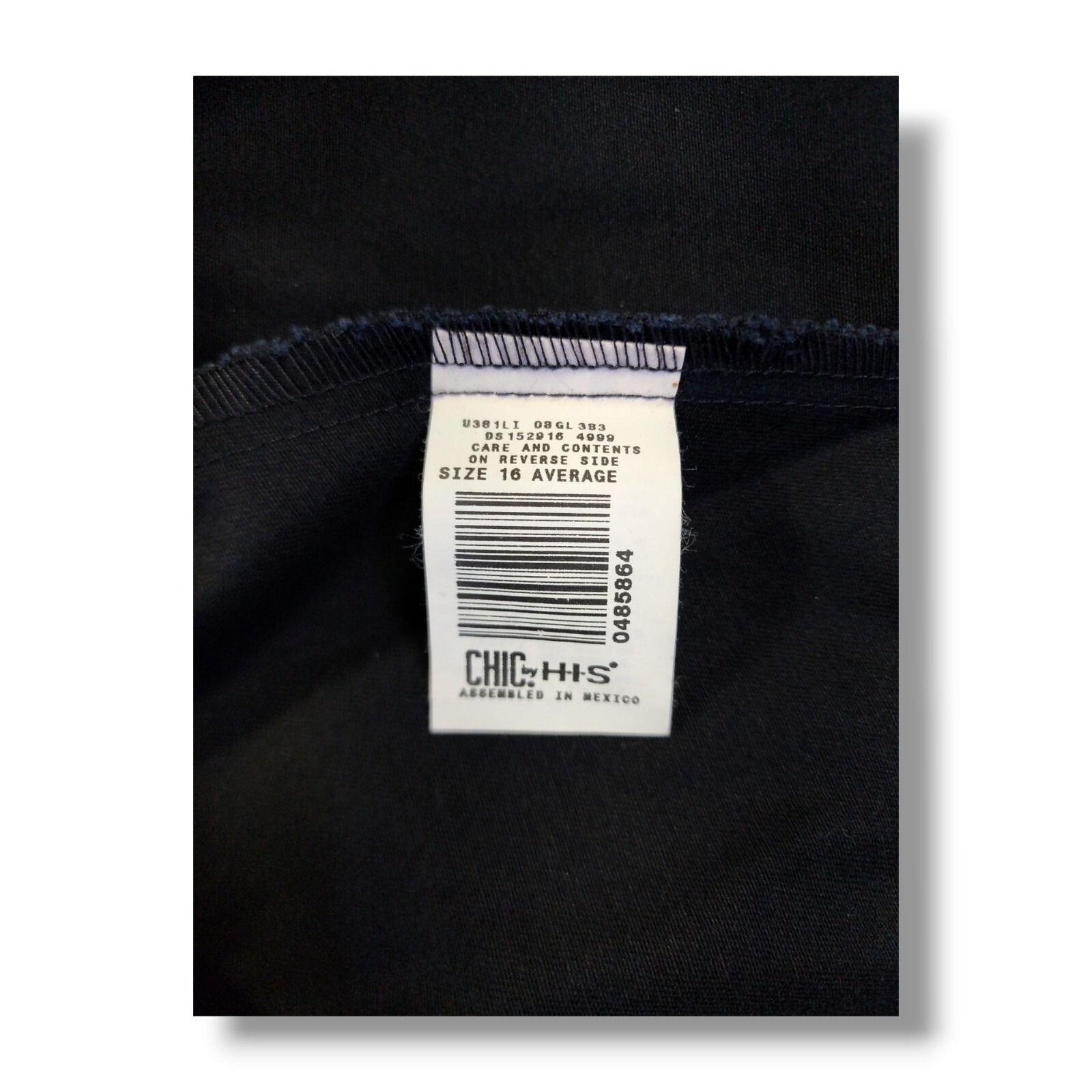 Vintage Chick Tribeca Black High Waisted Mom Shorts Women's Size 16 — image 8 of 8